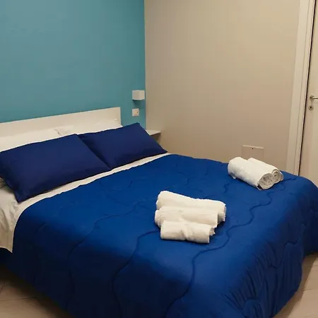Il Vicoletto 3* كاستيلاّماري دي ستا